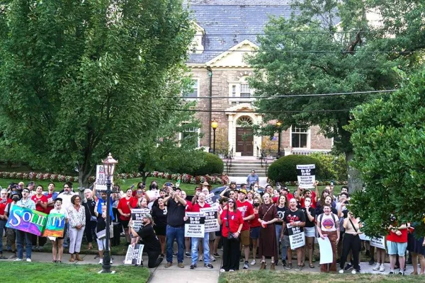 PPG Strikers and Allies Rally at Block House